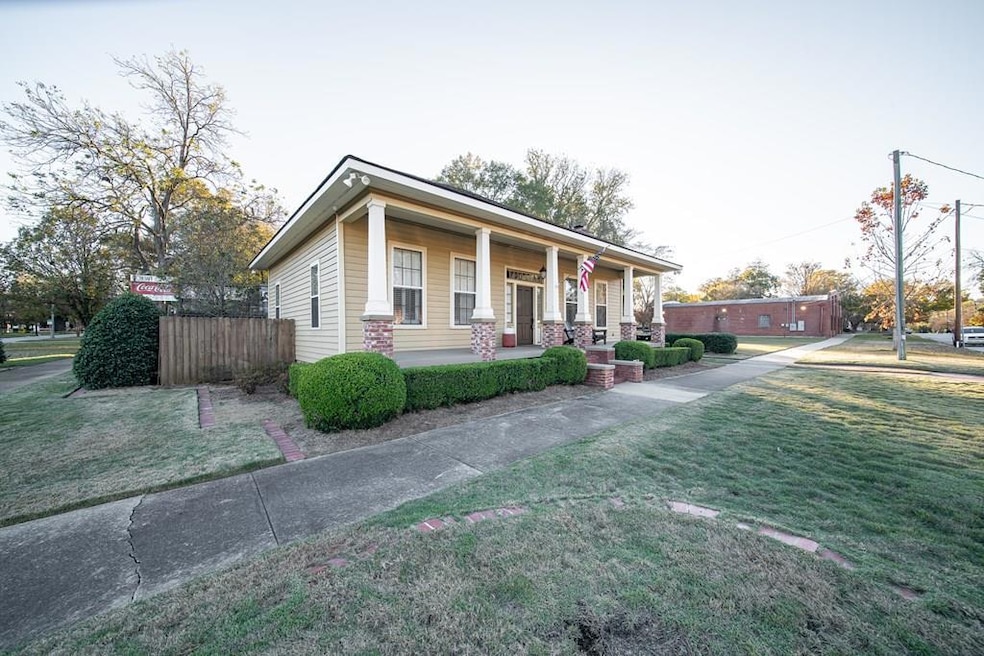 120 6th St, Columbus, GA 31901 - photo 1
