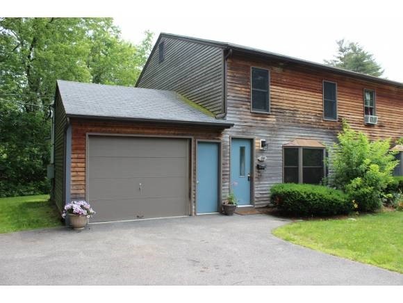 5A Bass St unit 5A, Newmarket, NH 03857 - photo 1