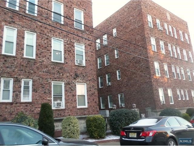 30 W Harriet Ave unit 4E, Palisades Park, NJ 07650 - photo 1