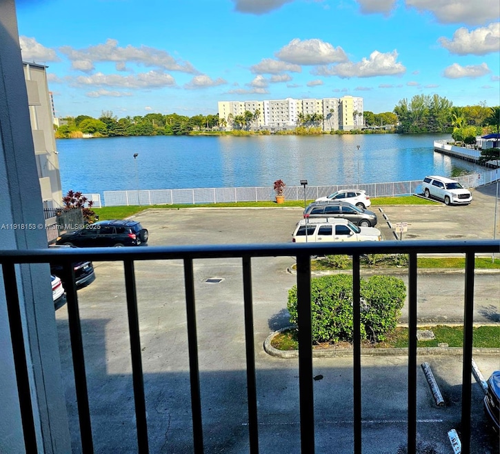 5501 NW 7th St unit E302, Miami, FL 33126 - photo 1