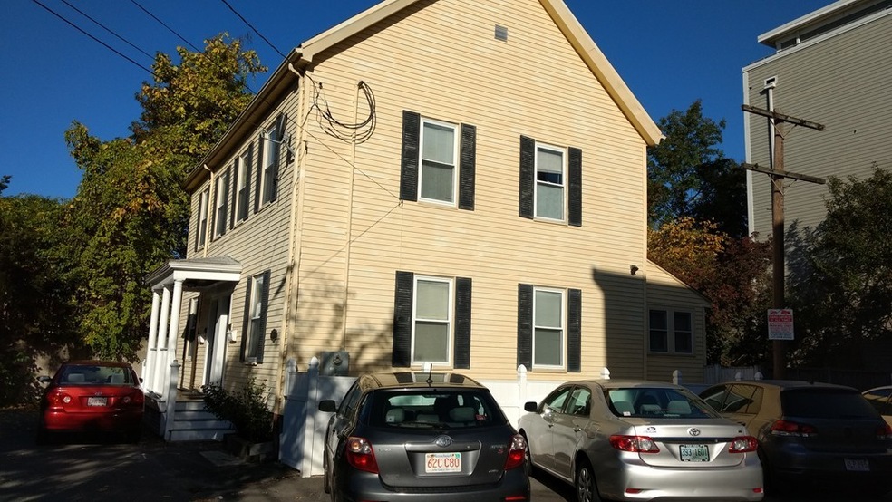 7 Allen Ct, Somerville, MA 02143 - photo 1