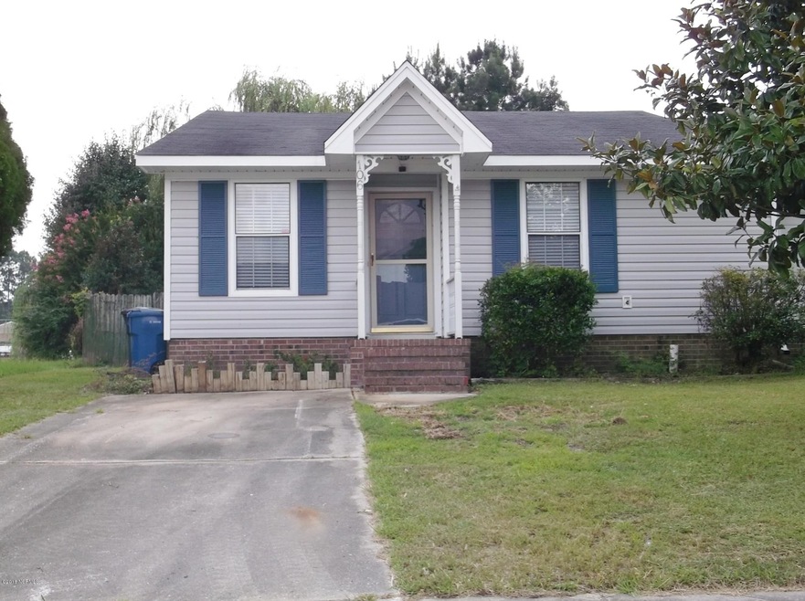 106 Creekview Dr, Jacksonville, NC 28540 - photo 1