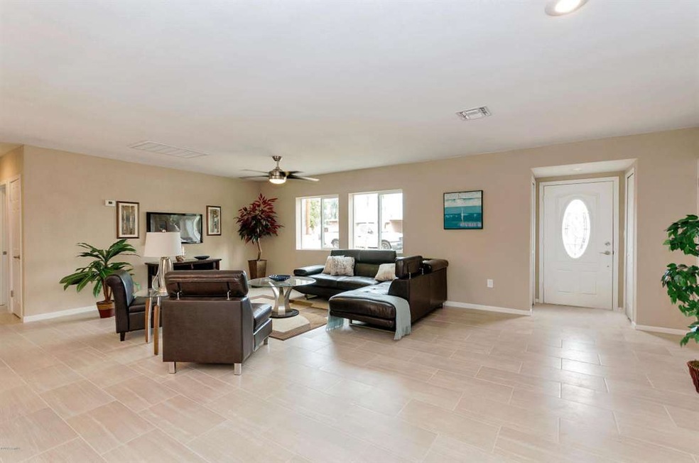 1841 E Avalon Dr, Phoenix, AZ 85016 - photo 1