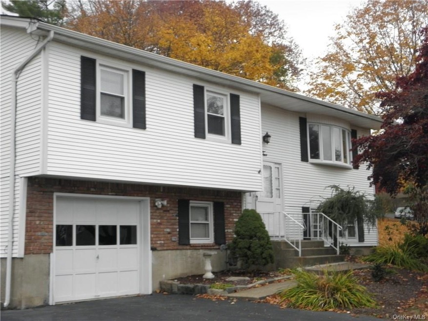 2 Suffern Place, Garnerville, NY 10923 - photo 1