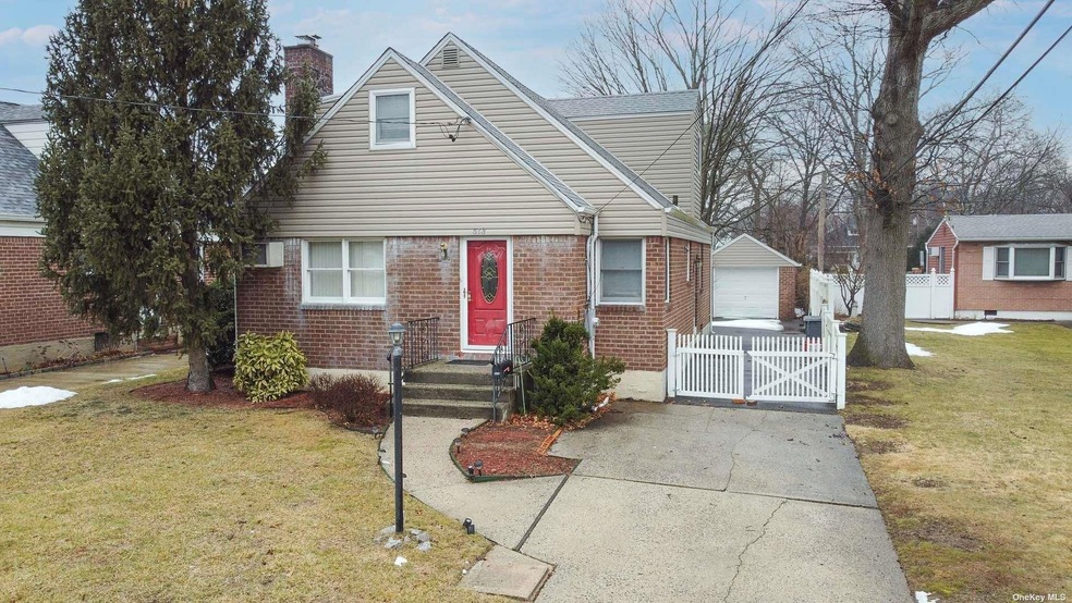 Sold $635,000 • Co-Listing Agent