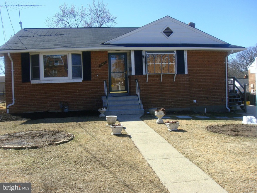 7906 Lockney Ave, Takoma Park, MD 20912 - photo 1