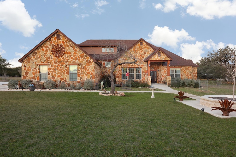 103 Rio Grande Dr, Blanco, TX 78606 - photo 1