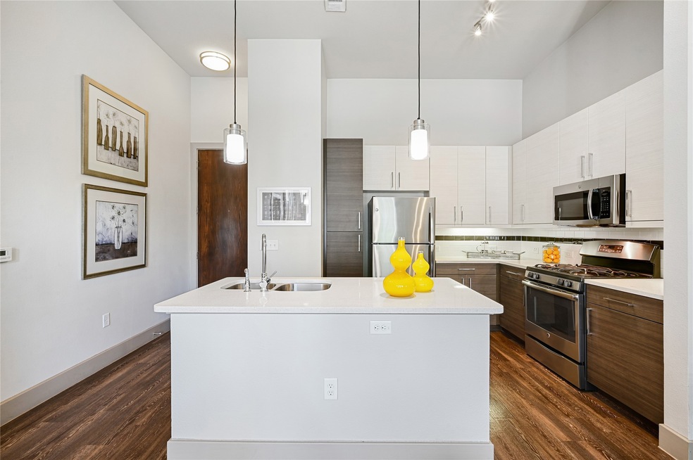 PHOTOS MAY BE OF SIMILAR UNIT AND OR LAYOUT
