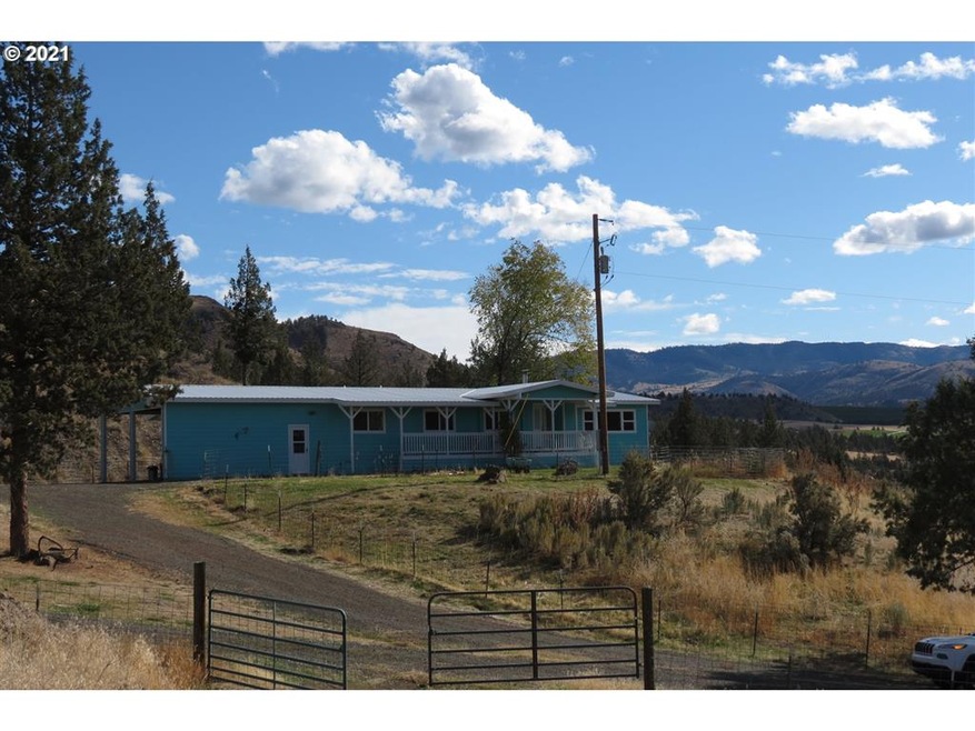 50573 Highway 402, Monument, OR 97864 - photo 1