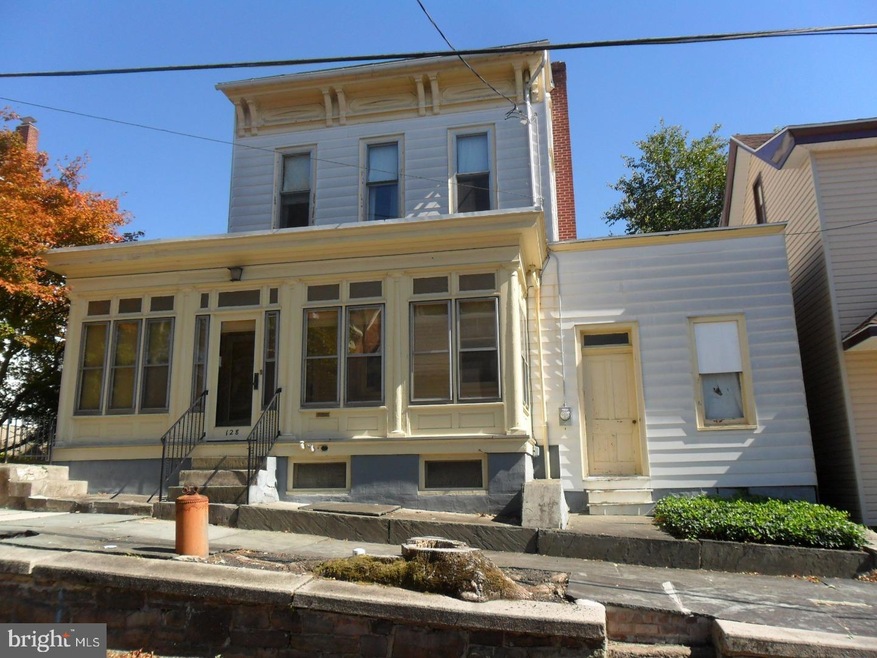 128 N Liberty St, Orwigsburg, PA 17961 - photo 1