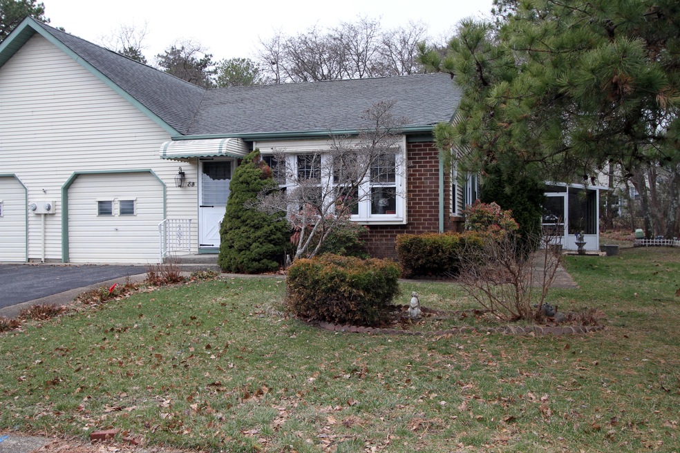 8A Canton Dr unit B, Whiting, NJ 08759 - photo 1