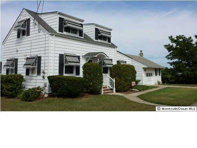 10 Washington St, Keyport, NJ 07735 - photo 1
