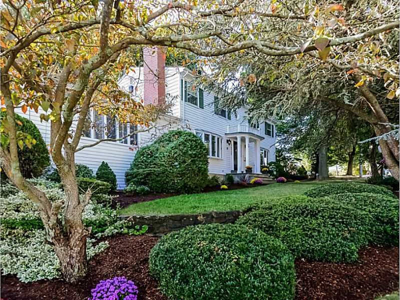 29 Redwood Dr, North Providence, RI 02911 - photo 1