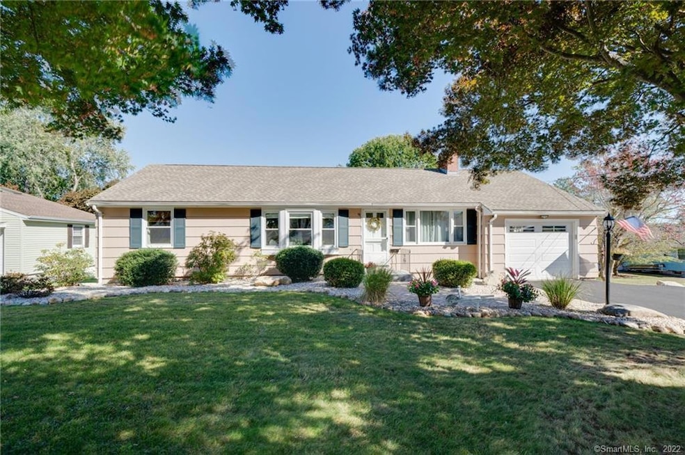 16 Barnard Dr, Newington, CT 06111 - photo 1