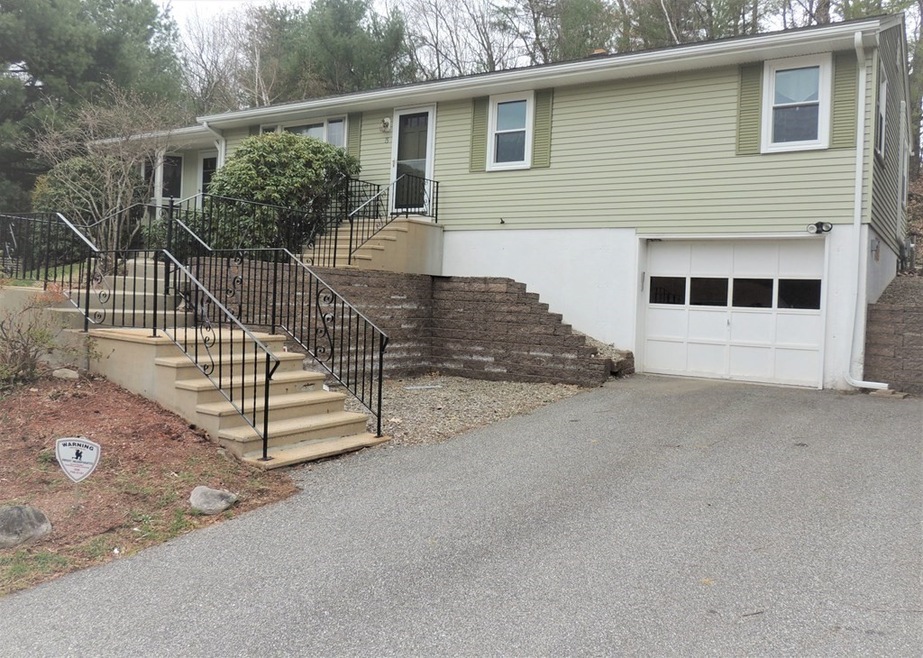 15 Dawson Cir, Holden, MA 01520 - photo 1