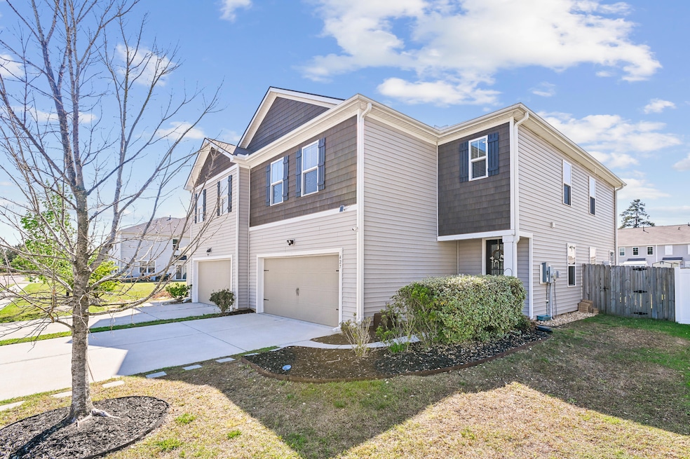 exterior-front_elevation-dsc3270