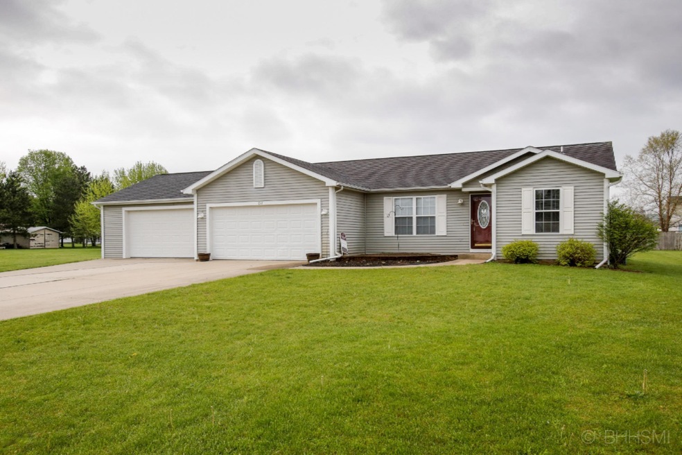 1018 allen court-101