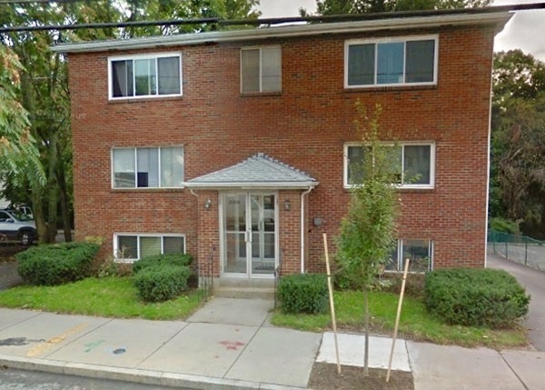 260 River St unit 2, Waltham, MA 02453 - photo 1