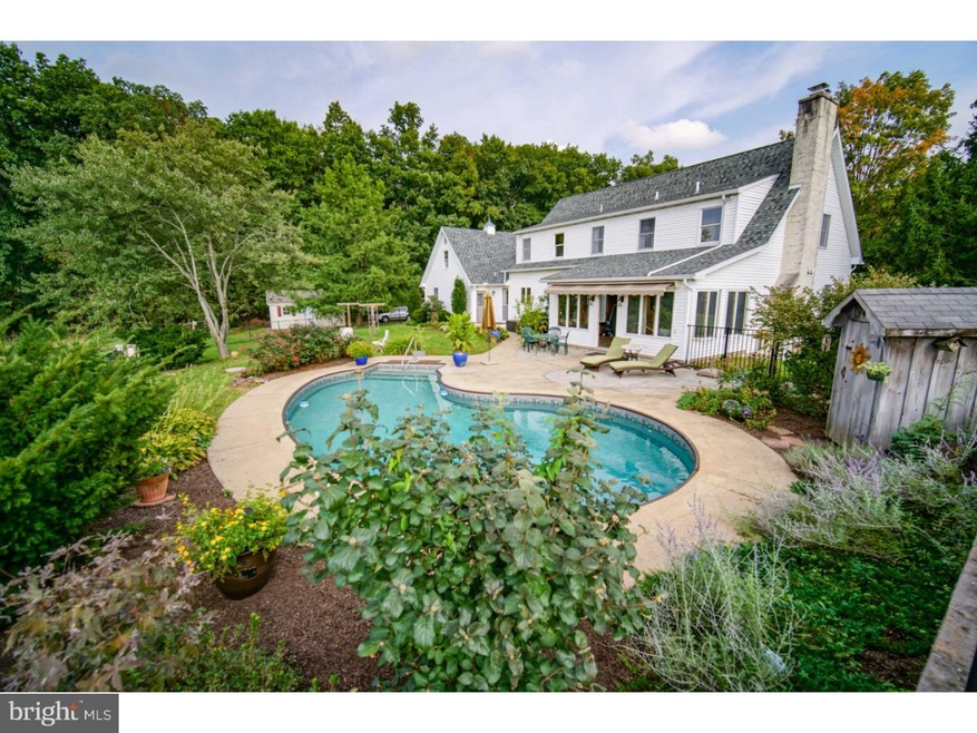 422 Stone Bridge Rd, Perkasie, PA 18944 - photo 1