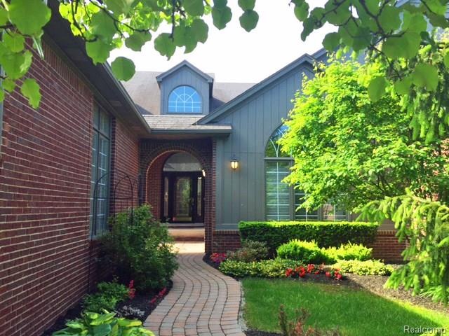 Welcome to 2360 Barberry