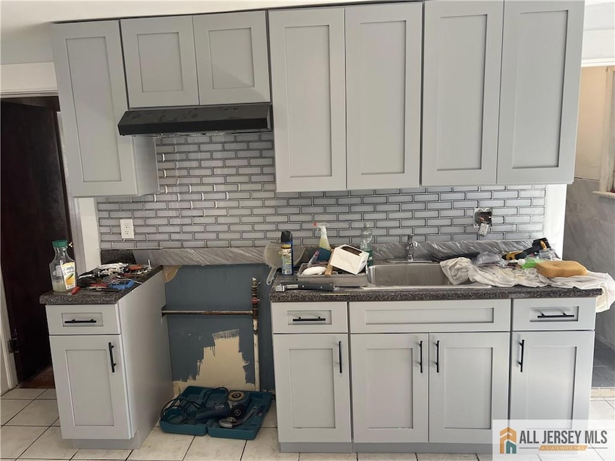 361 Prospect St, Perth Amboy, NJ 08861 - photo 1