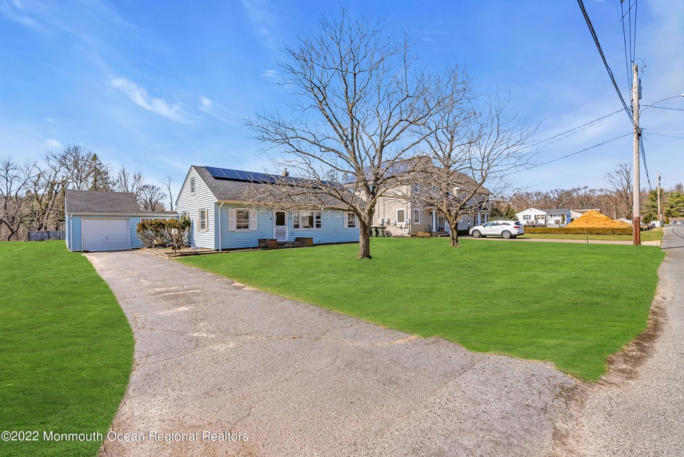 20 Johnston St, Oakhurst, NJ 07755 - photo 1