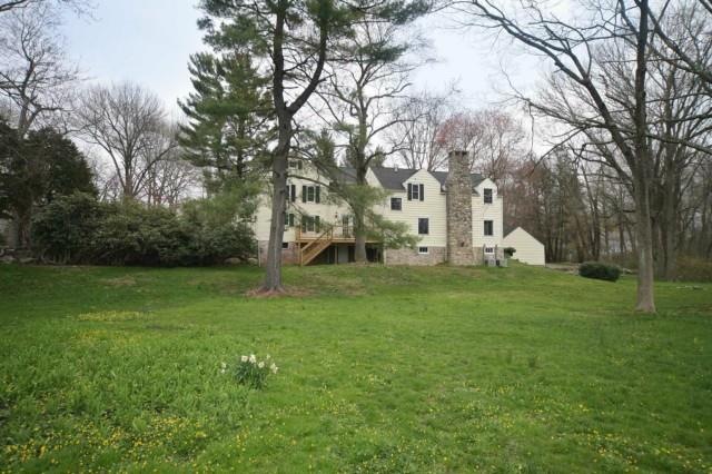 165 Old Kings Hwy N, Darien, CT 06820 - photo 1