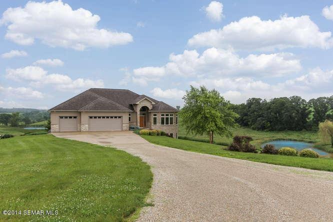 Picturesque, peacefully & private,