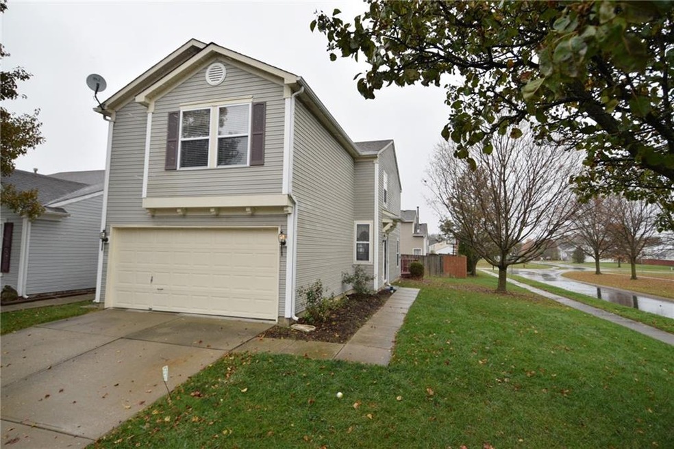 4495 Connaught Dr E, Plainfield, IN 46168 - photo 1