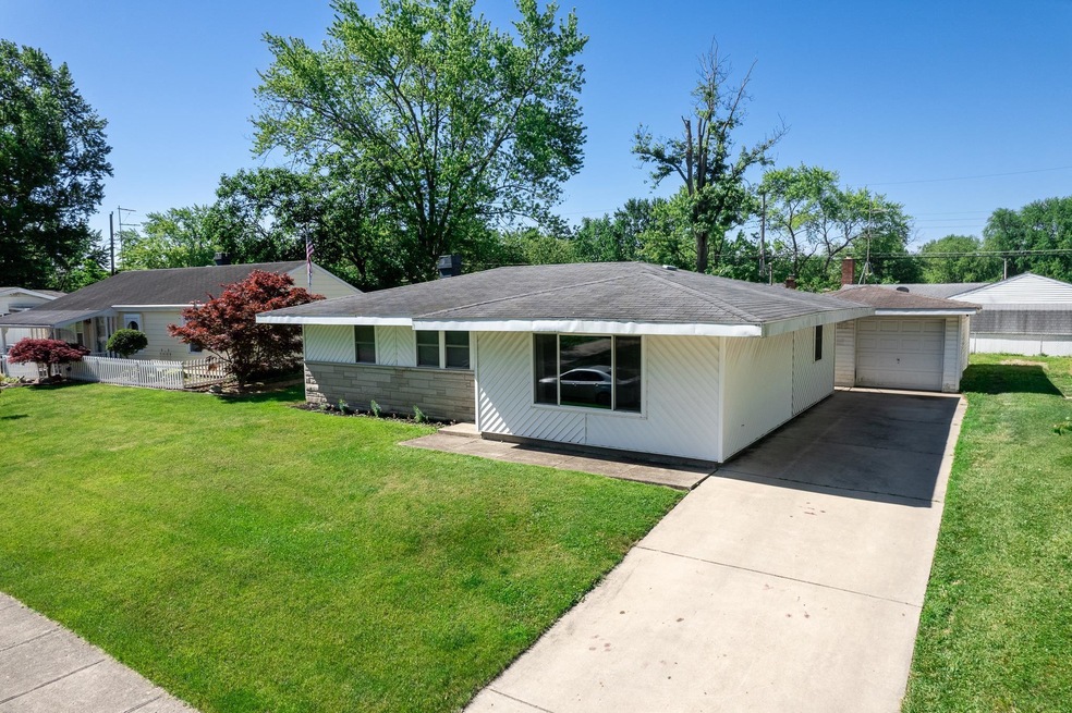 5311 Algonquin Trail, Kokomo, IN 46902 - photo 1