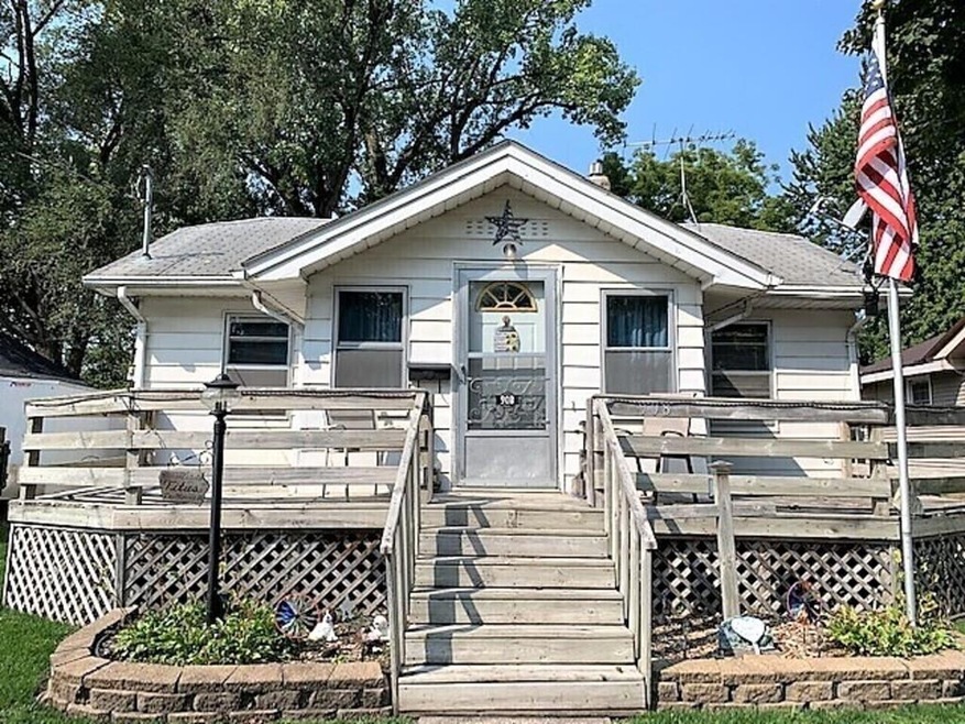 908 E 22nd Ct, Des Moines, IA 50317 - photo 1