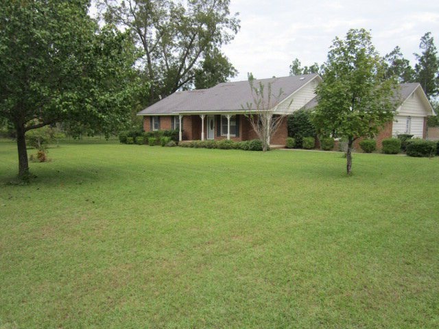 1523 Orange St, Vidalia, GA 30474 - photo 1