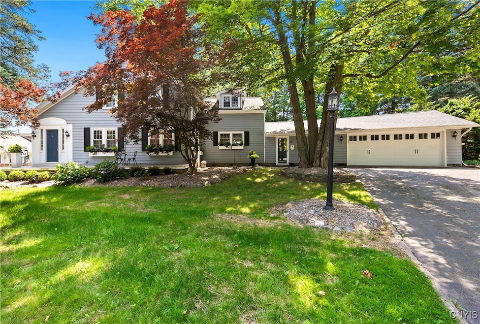 81 W Genesee St, Skaneateles, NY 13152 - photo 1