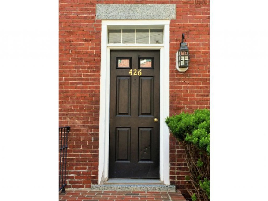 426-2 Second St unit 2, Rollinsford, NH 03869 - photo 1