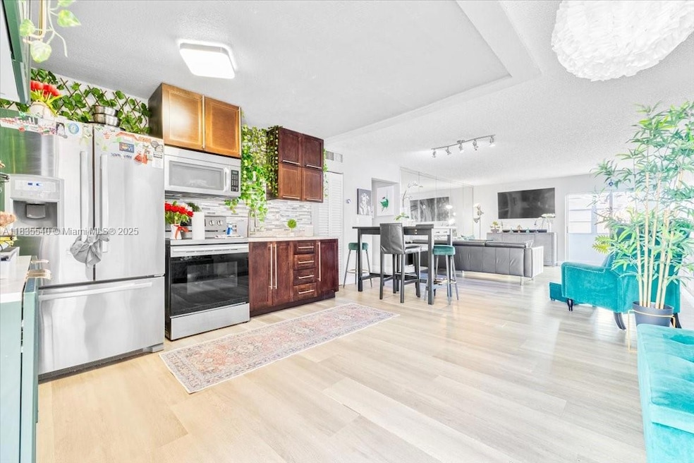 For Sale $295,000 • Co-Listing Agent