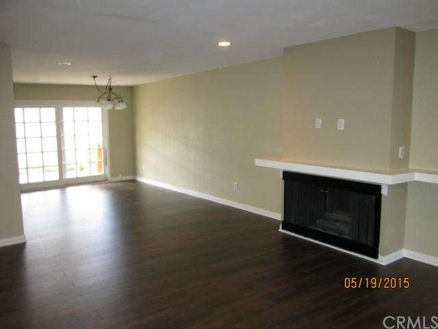Living/Dining
