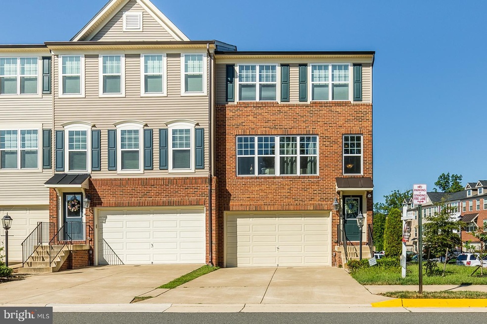 9200 Dawkins Crest Cir, Bristow, VA 20136 - photo 1