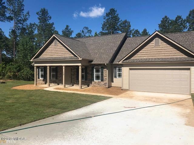 134 Needleaf Ct, Barnesville, GA 30204 - photo 1