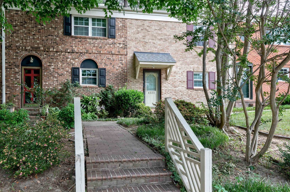 6323 New Market Way unit 6323, Raleigh, NC 27615 - photo 1