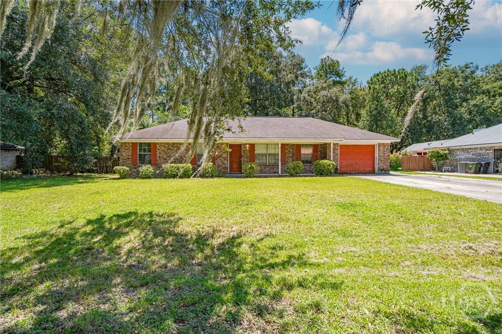 194 Mccumber Dr, Allenhurst, GA 31301 - photo 1