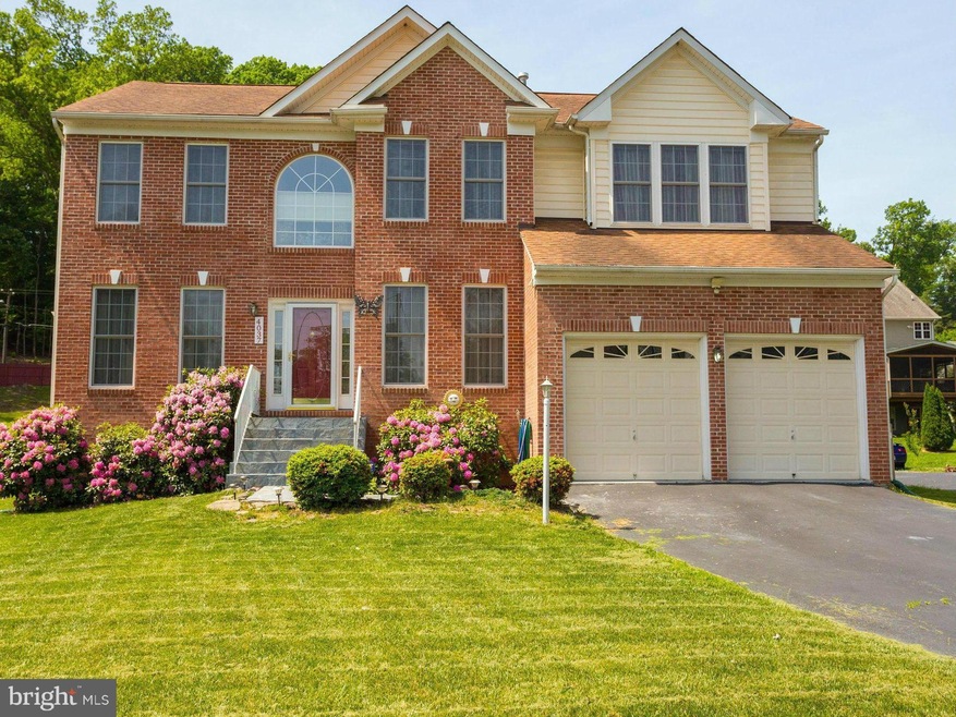 4037 White Haven Dr, Dumfries, VA 22026 - photo 1