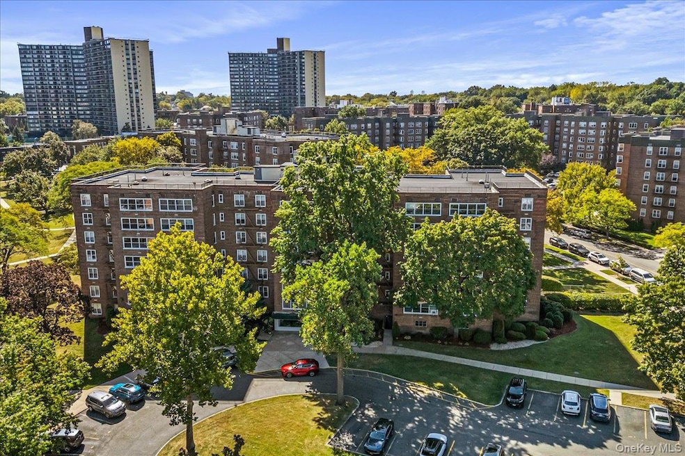 For Sale $279,000 • Co-Listing Agent