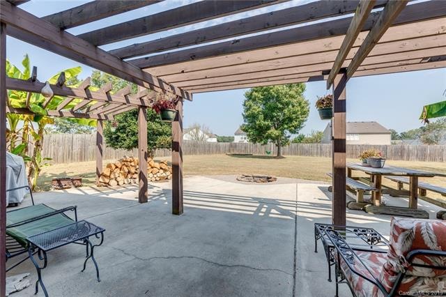 153 Longlea Dr, Clover, SC 29710 - photo 1