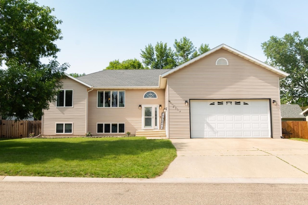 Under Contract $394,000 • Co-Listing Agent