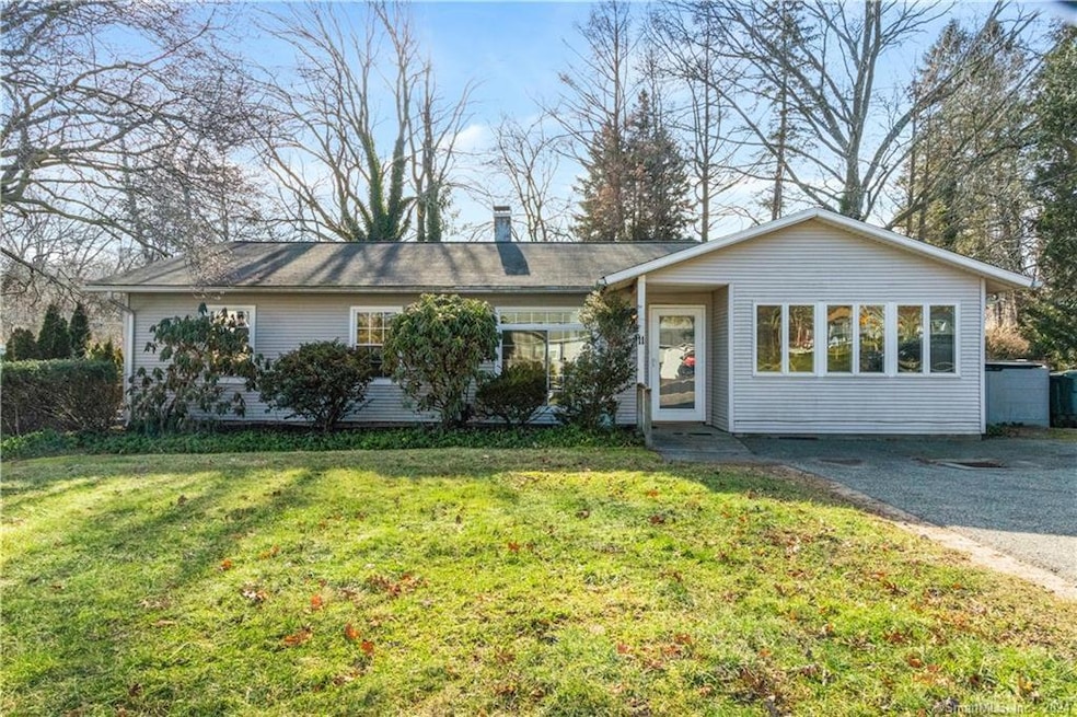 11 Wayne Rd, Milford, CT 06460 - photo 1