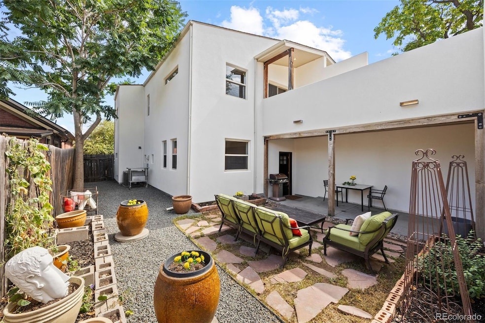 Under Contract $799,000