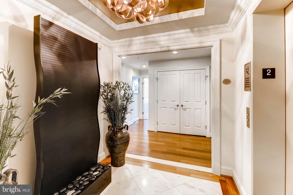 The Ritz-Carlton Residences, Baltimore, MD 21230 - photo 1