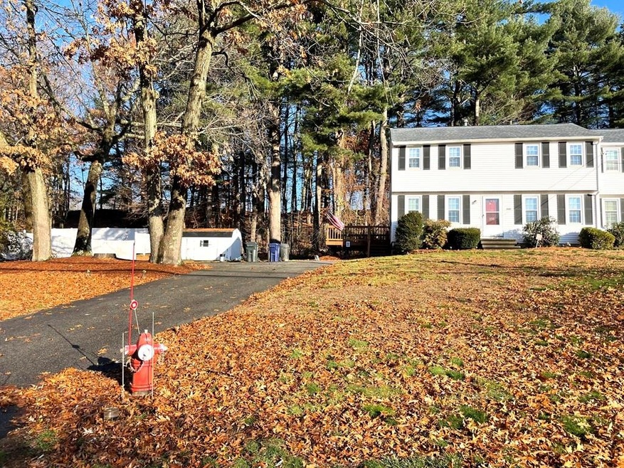 956 Merrimack Ave unit 1, Dracut, MA 01826 - photo 1