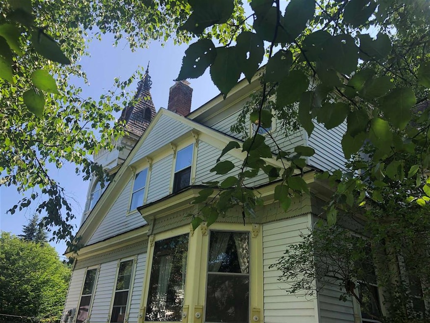 31 Maple St, Hardwick, VT 05843 - photo 1