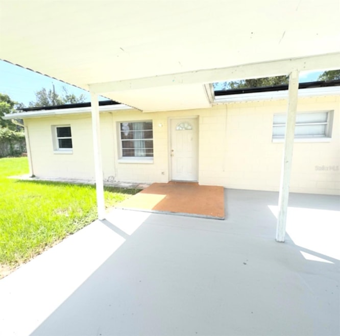 1310 Pleasantview Dr, Apopka, FL 32703 - photo 1